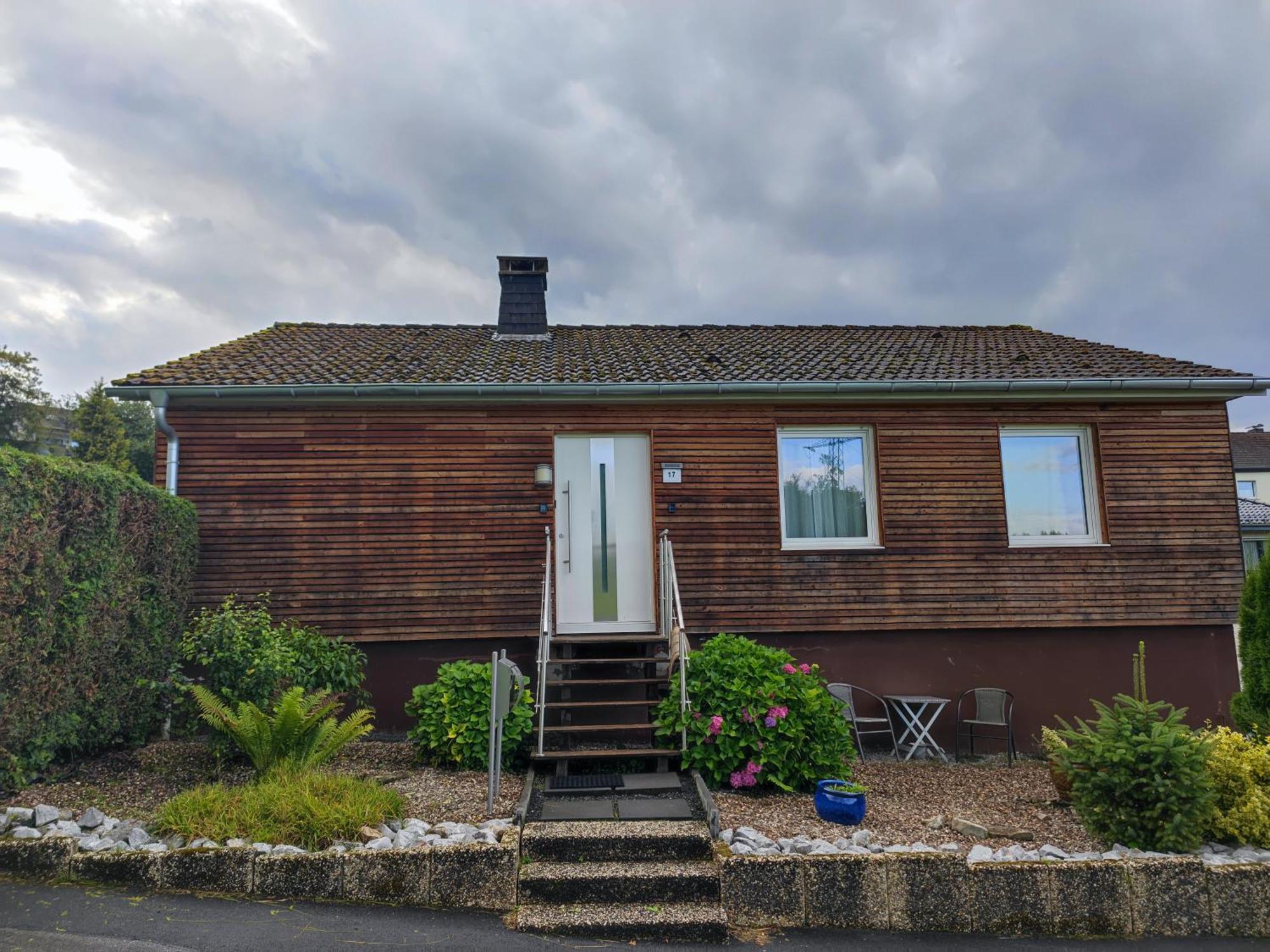 Modernes Rhombushaus mit Garten&Teich nähe Wald Balve Exterior foto