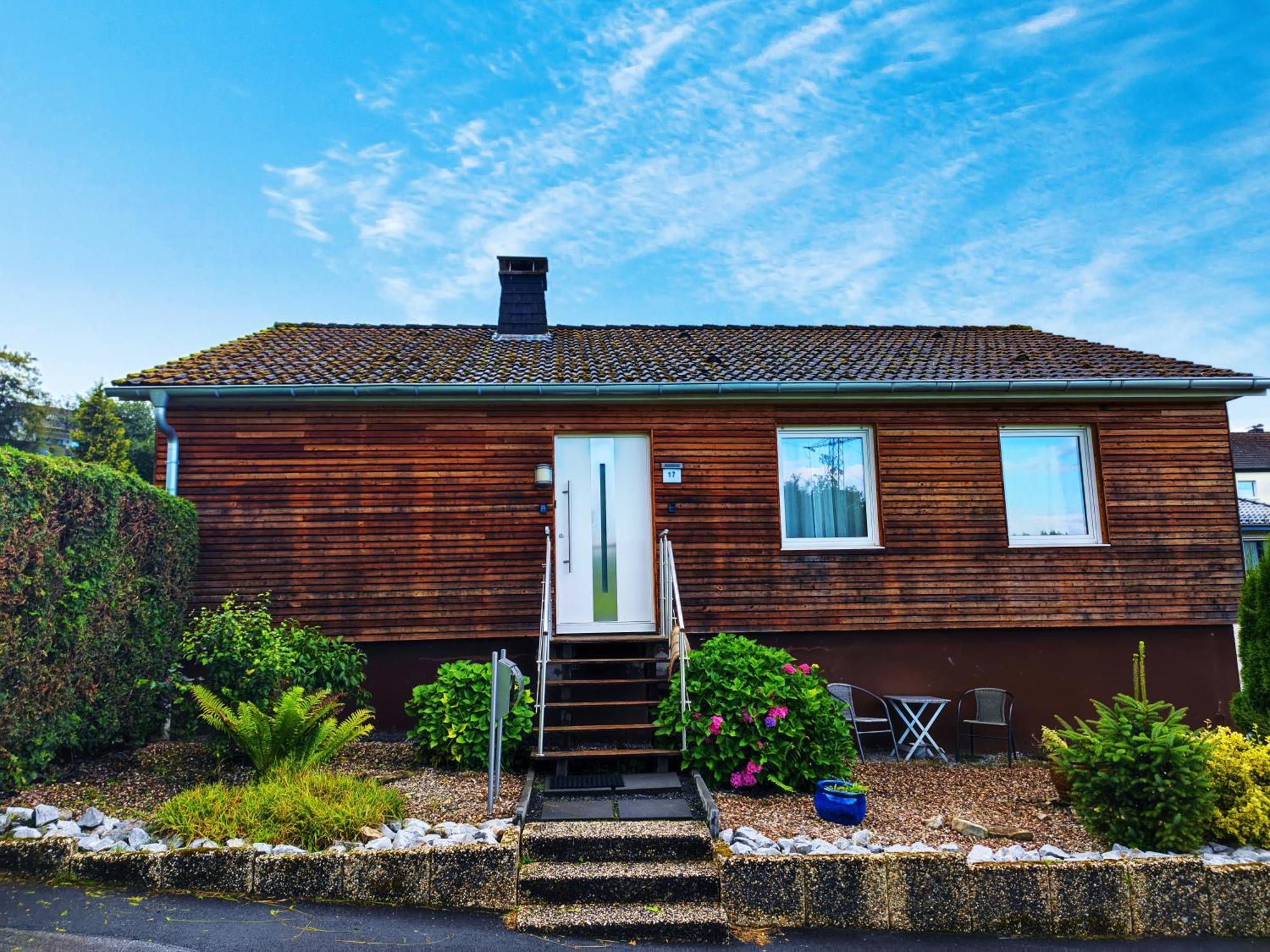 Modernes Rhombushaus mit Garten&Teich nähe Wald Balve Exterior foto